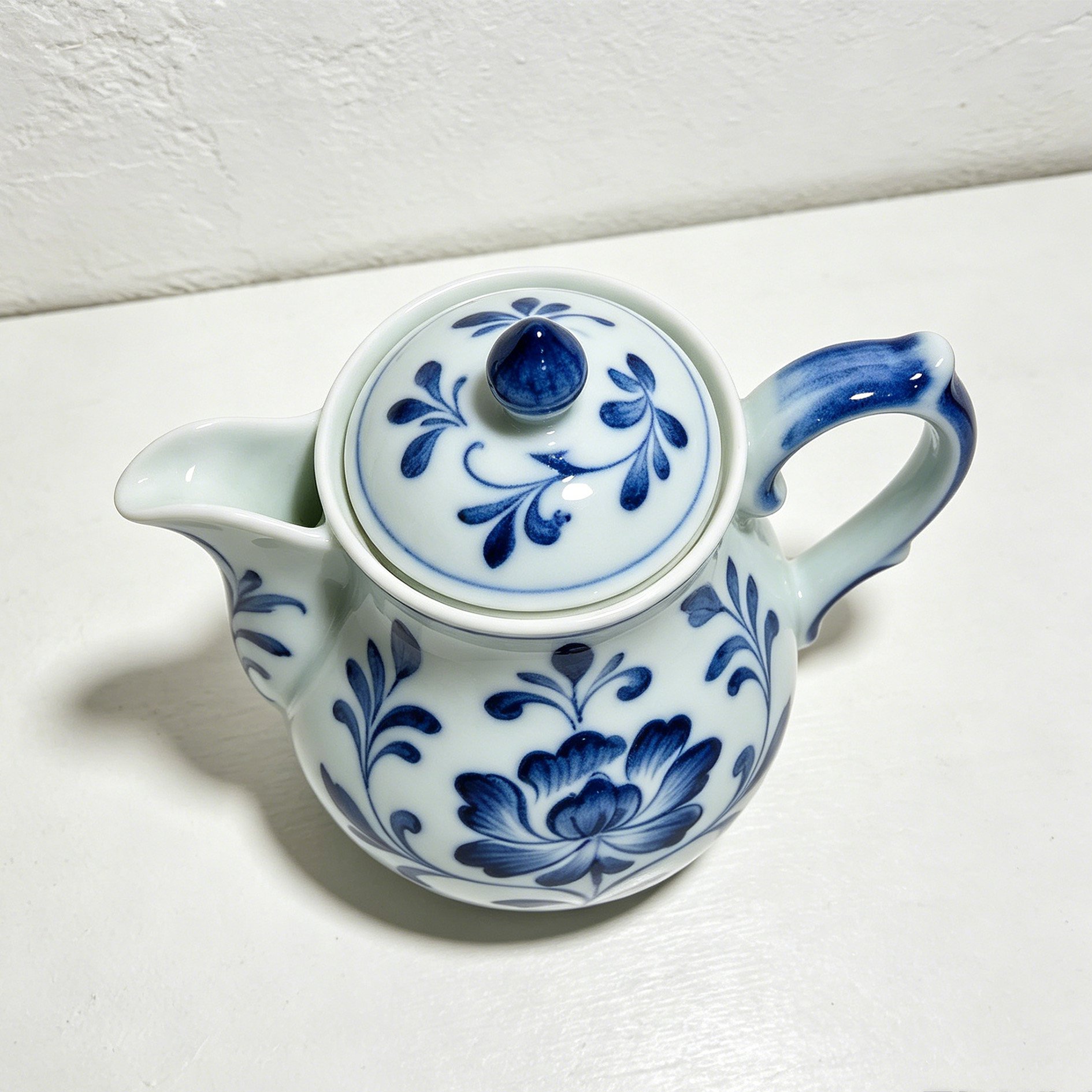 Handbemaltes blau-weißes Porzellan-Teeservice