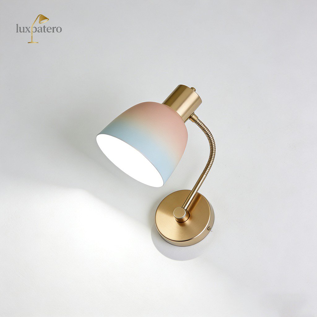 臥室床頭LED壁燈照明情境