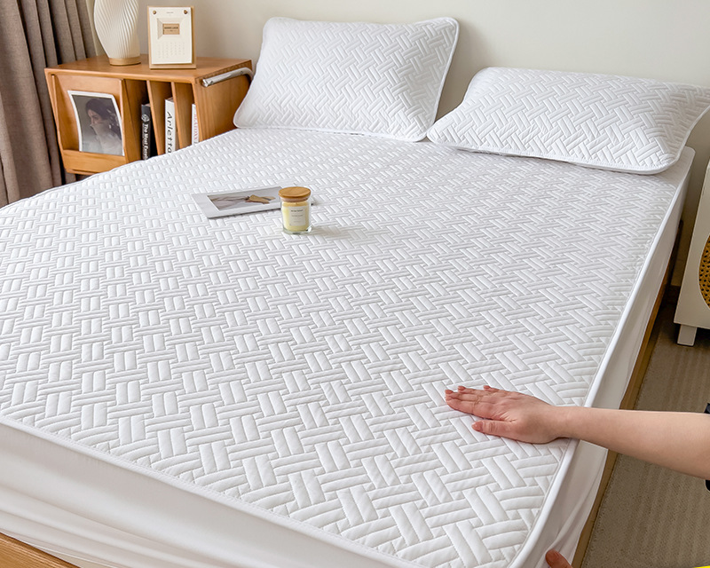 ผ้าปูที่นอนแบบรัดมุมทำจากผ้าฟลีซนม