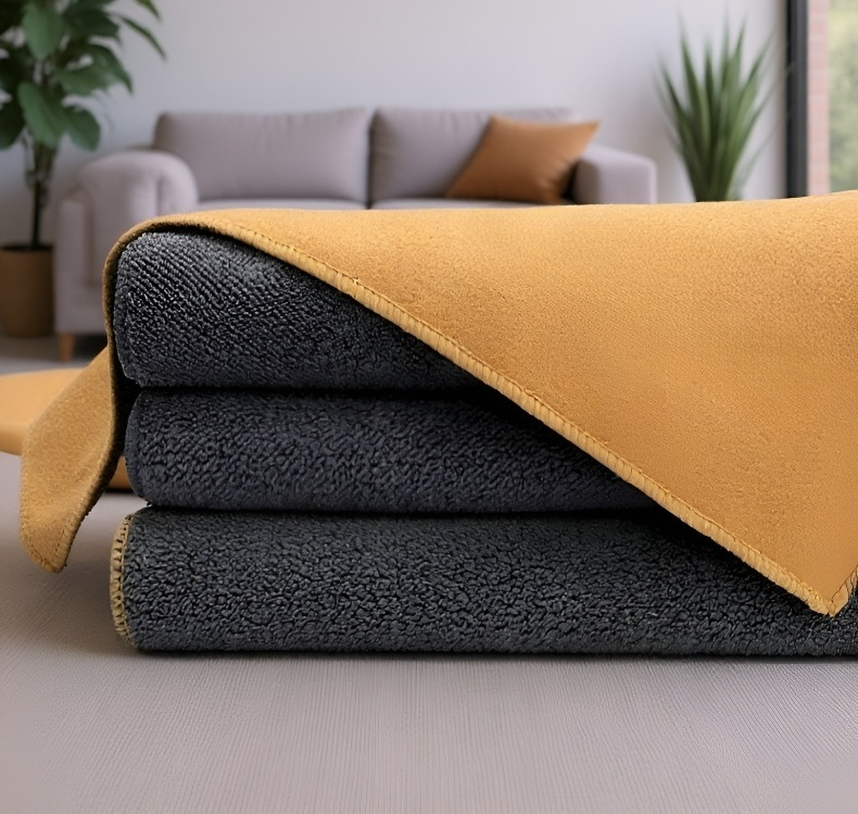 Miękki ręcznik do osuszania samochodu bez smug