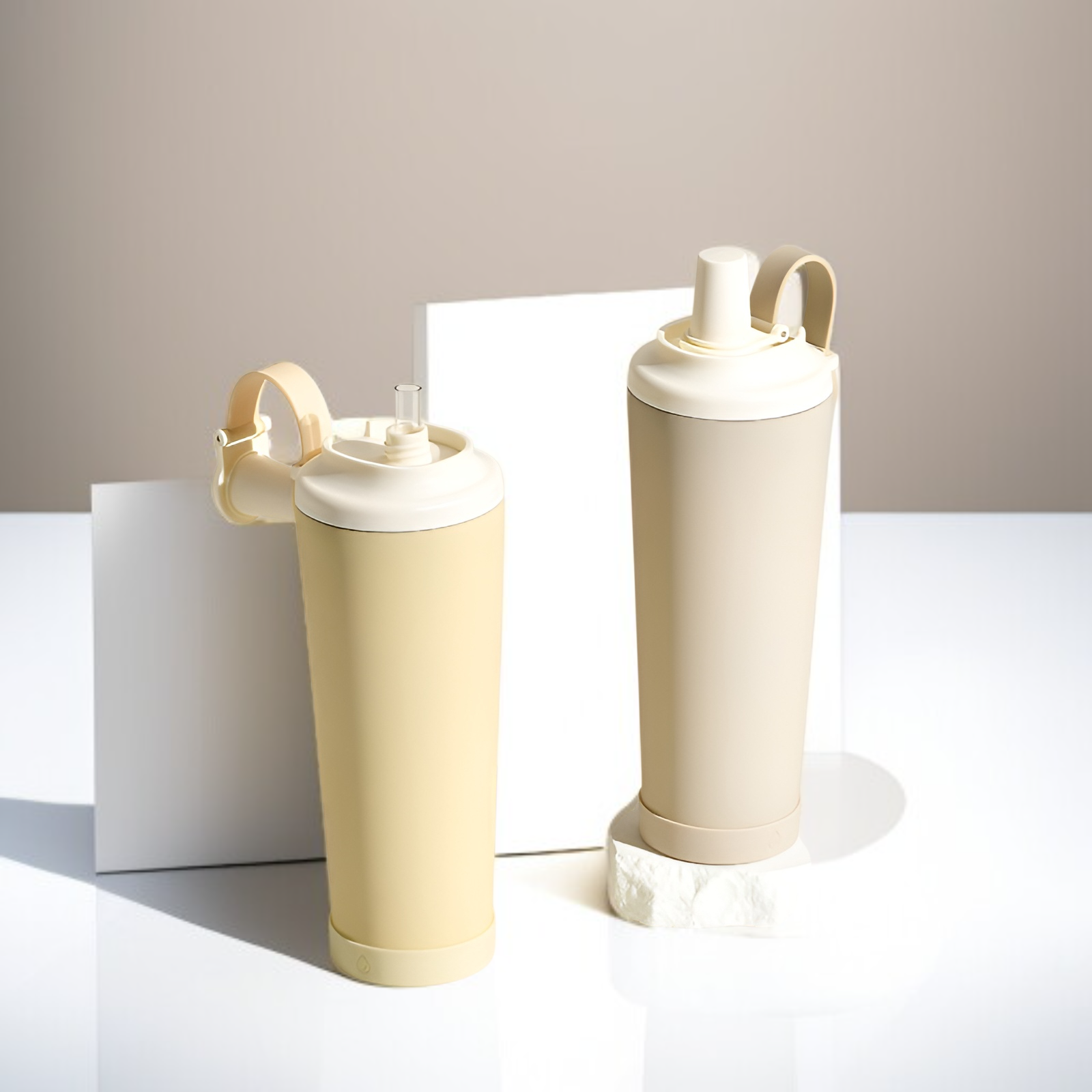 保温・保冷機能付き魔法瓶カップ