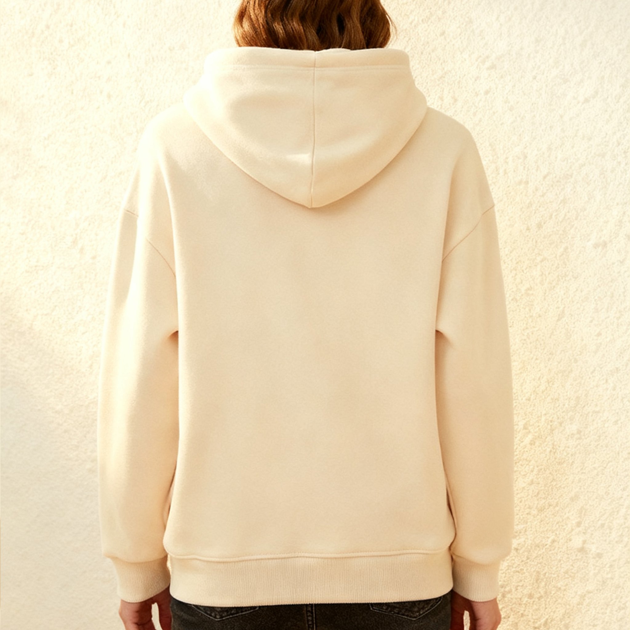 미백색 스포츠 맨투맨 