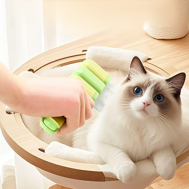 ペットの毛取りコーム