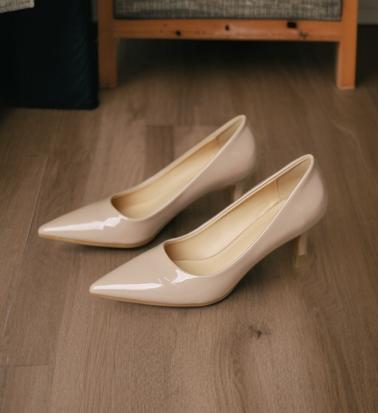 Stylish women's high heels for parties