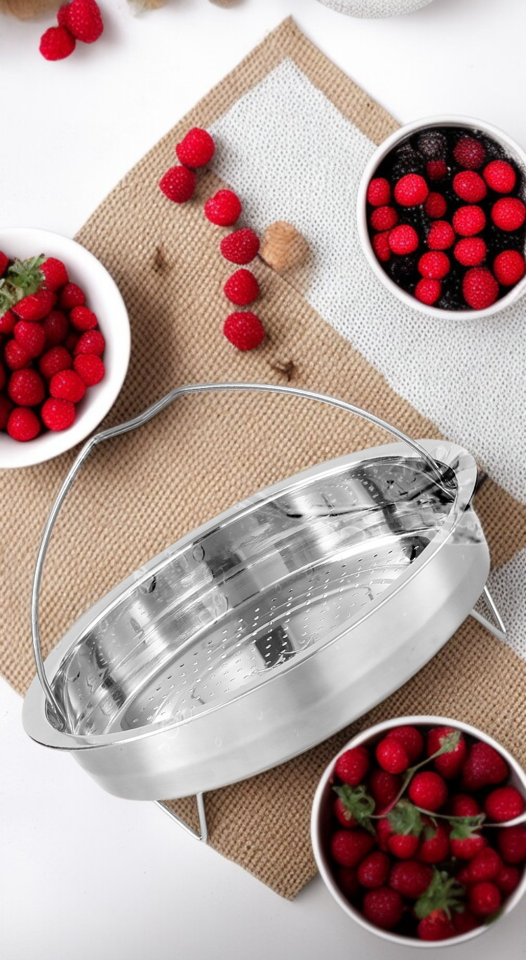 다양한 요리에 사용 가능한 찜기