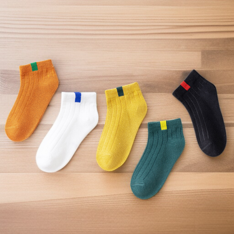 세로 줄무늬 발목 양말