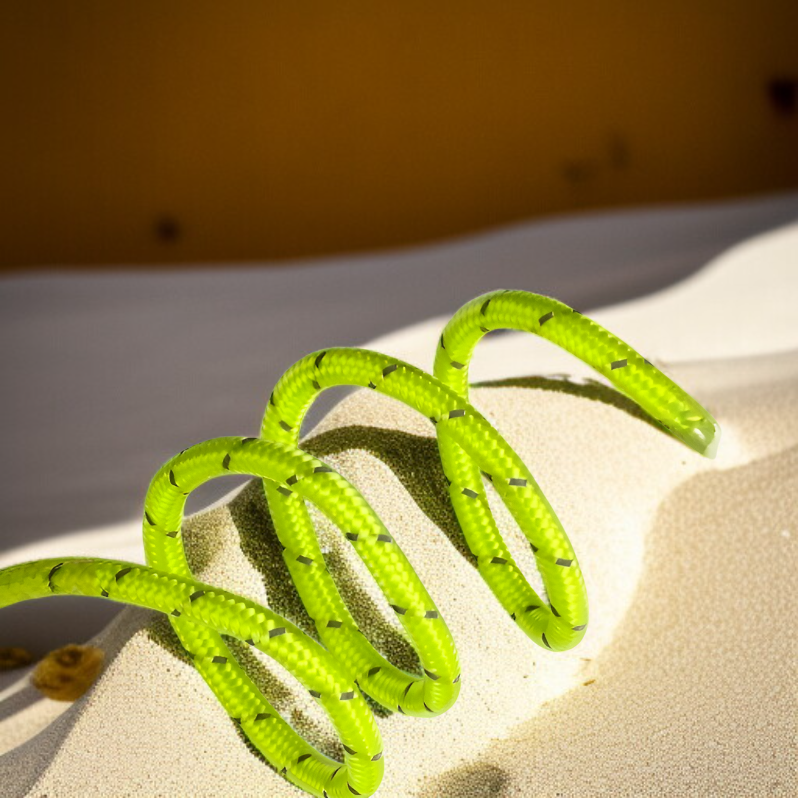 강력한 바람에도 견디는 캠핑텐트 방풍로프