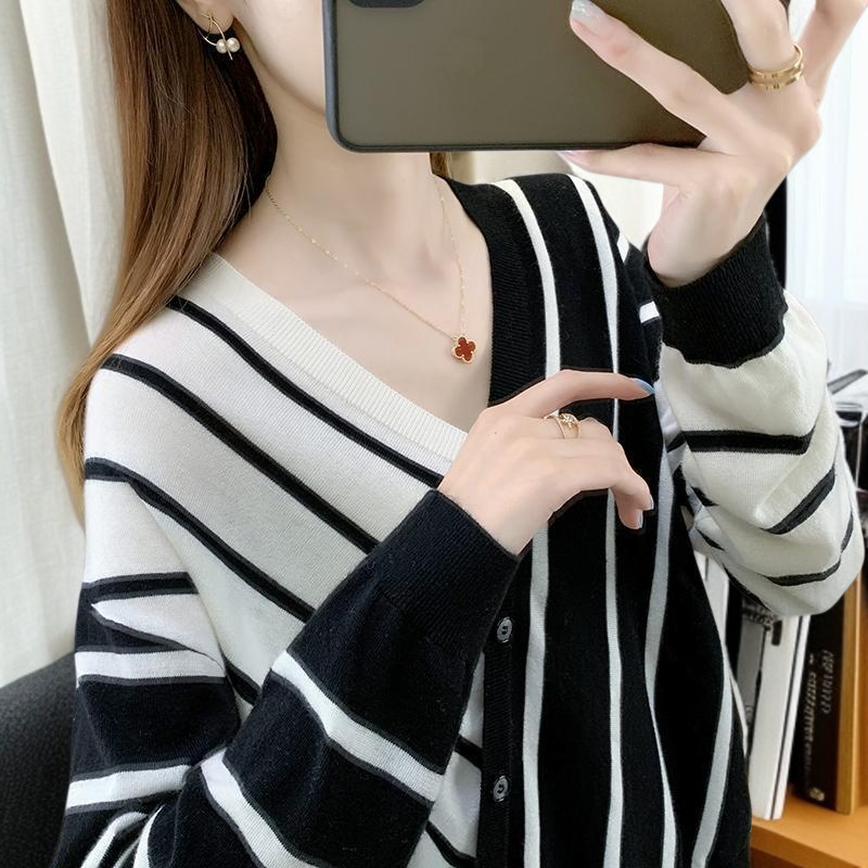 봄가을 신상 니트 스웨터 착용샷