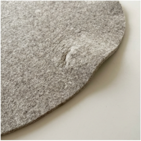 大きめサイズのウールフェルトマウスパッド