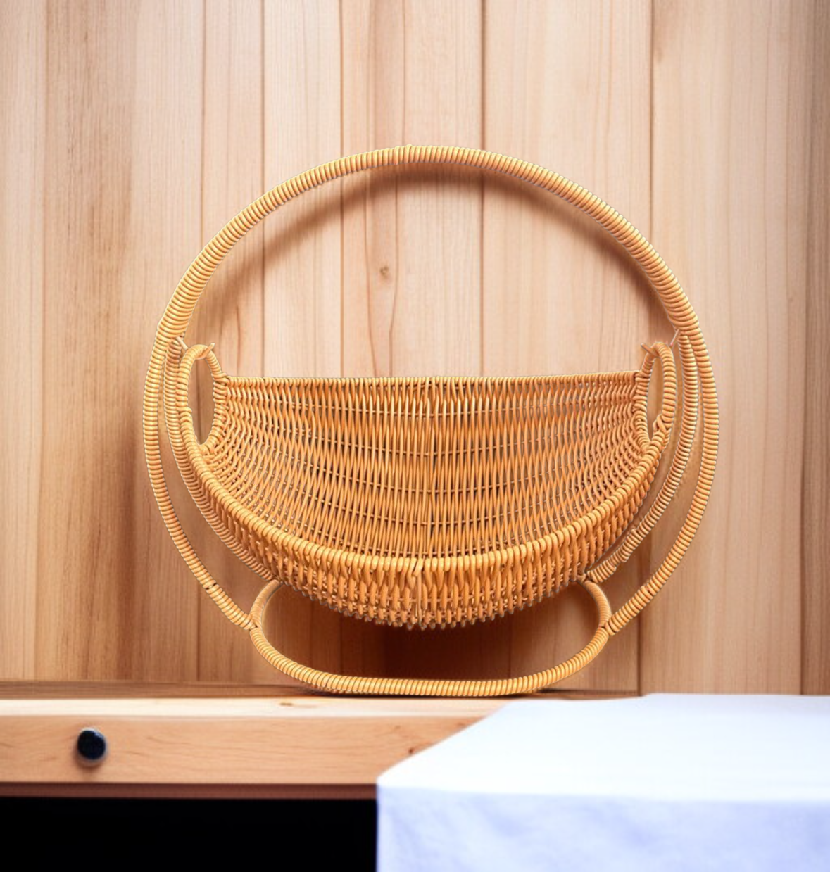 Multi-purpose woven fruit basket for countertop