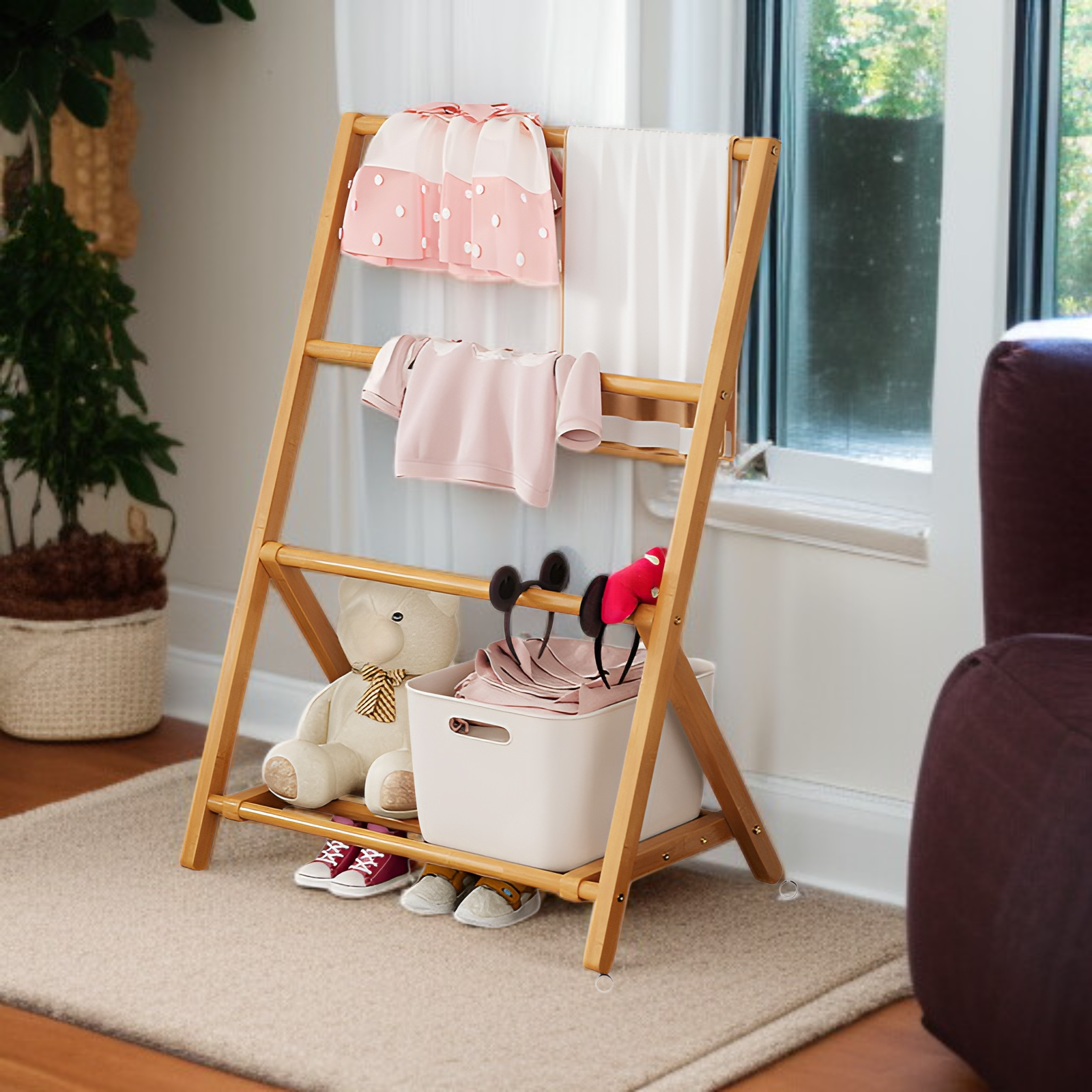 친환경 대나무 소재 옷걸이 근접 사진