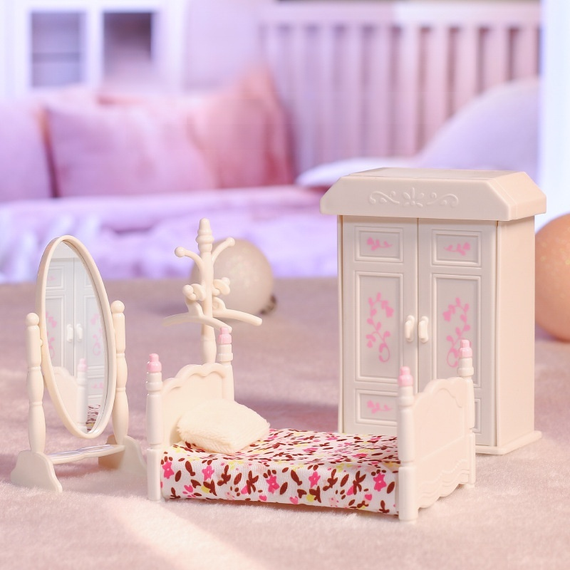 Mini Kitchen and Living Room Dollhouse Decoration Model