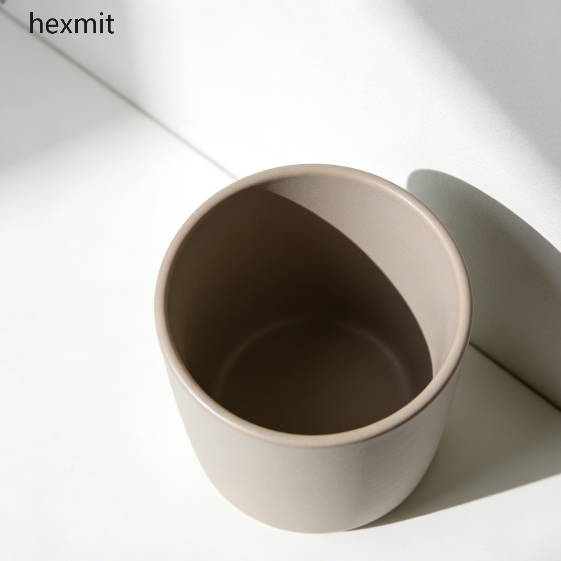 ขวดน้ำดื่มแบบเรียบง่ายและพกพาสะดวก (แพ็ค 10 ขวด)