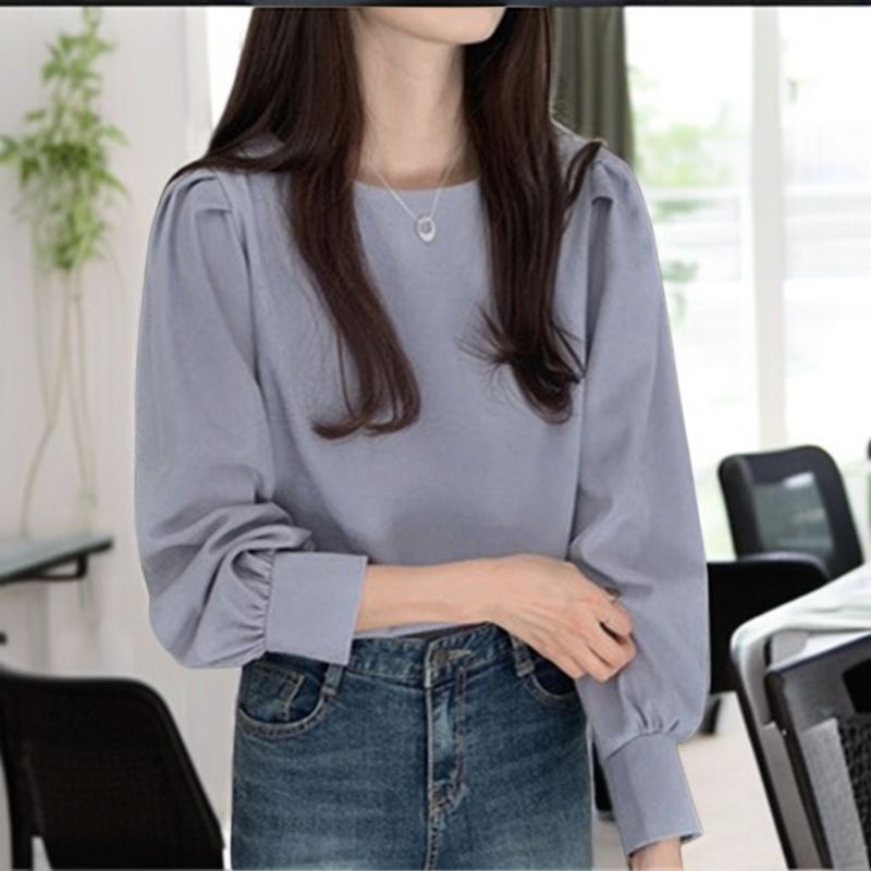 女性の秋の白い老化長袖シャツ緩い泡袖ブラウスヘイズブルー長袖シャツ