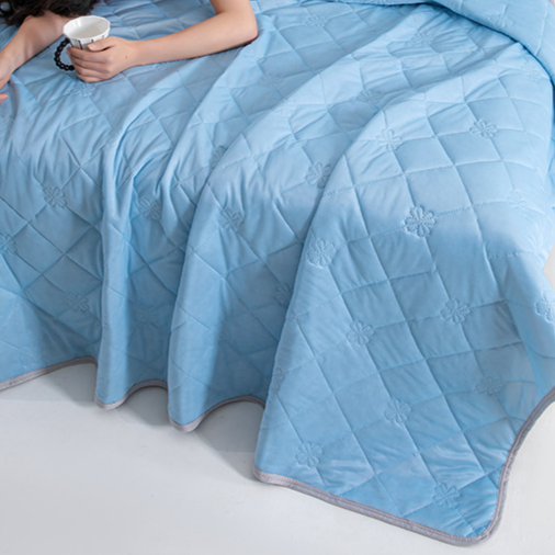 Mint Cool Silk Summer Quilt
