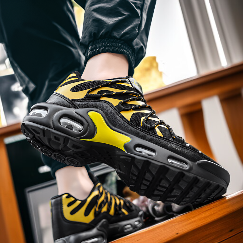  حذاء رياضي رجالي واسع للركض