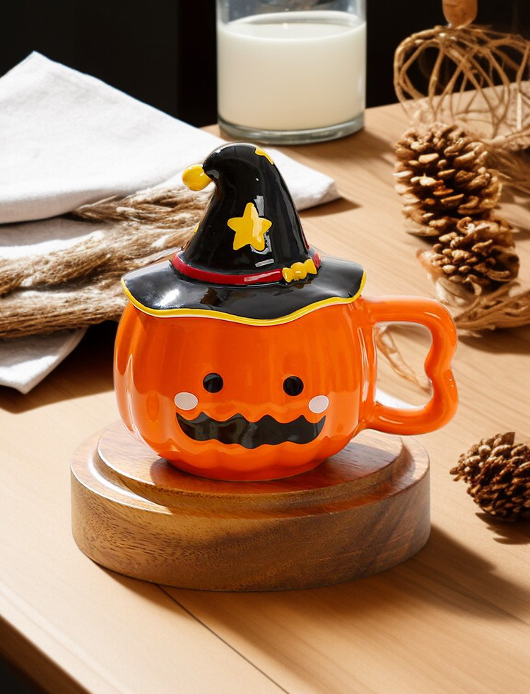 Premium ceramic mug with spill-resistant lid