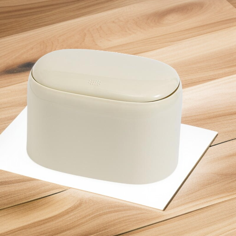 뚜껑이 있는 쓰레기통