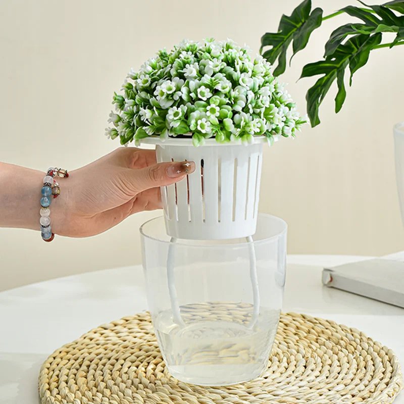 자동으로 화분에 물을 주다.