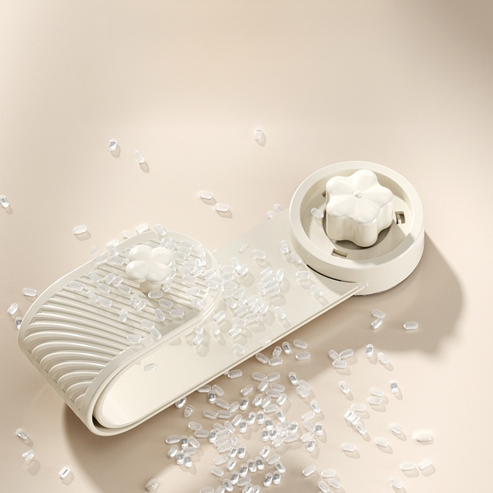 드릴 작업 없이 벽에 설치하는 냄비 뚜껑 걸이