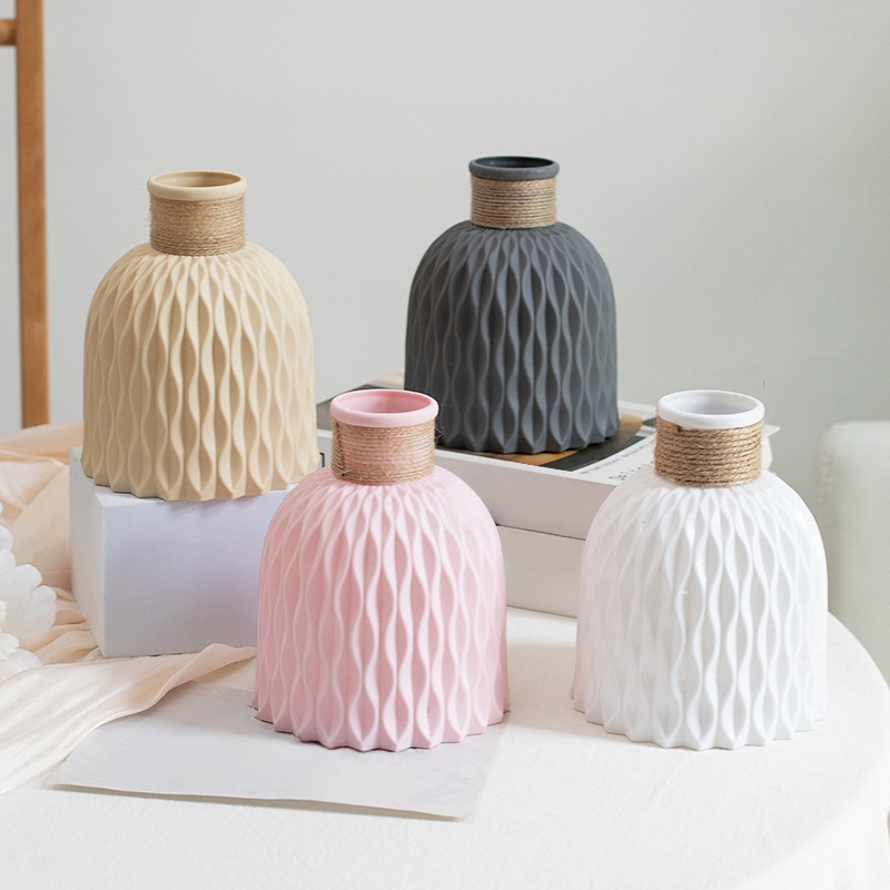 Einfache und langlebige Ananas-Kunststoffvase für Zuhause