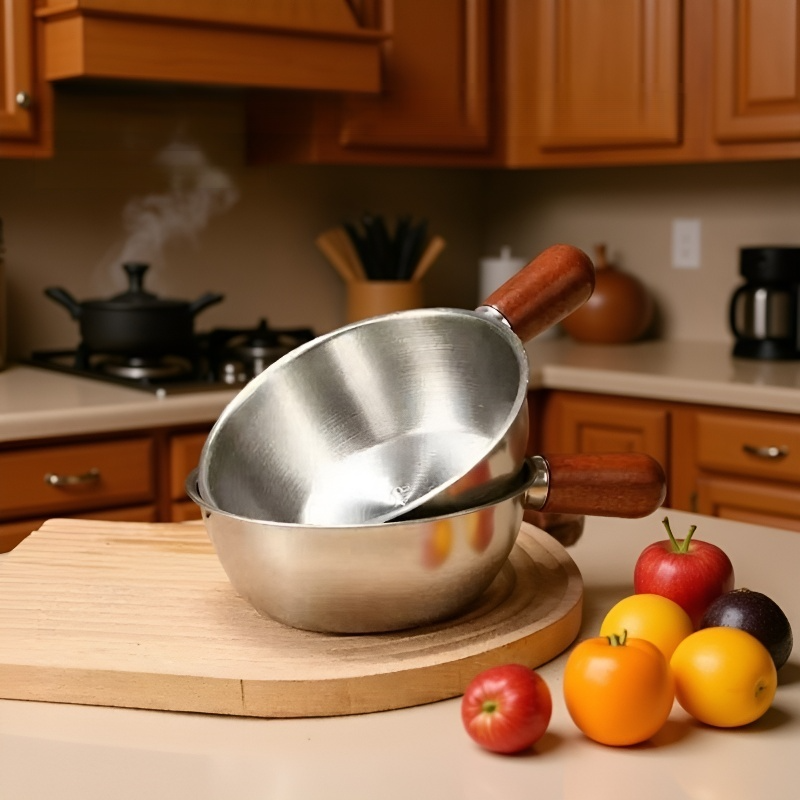 Cocción de fideos en olla de acero inoxidable