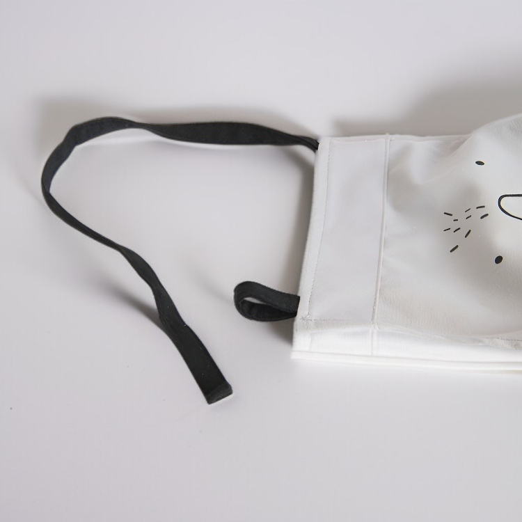 プレゼントにもおすすめの親子エプロン