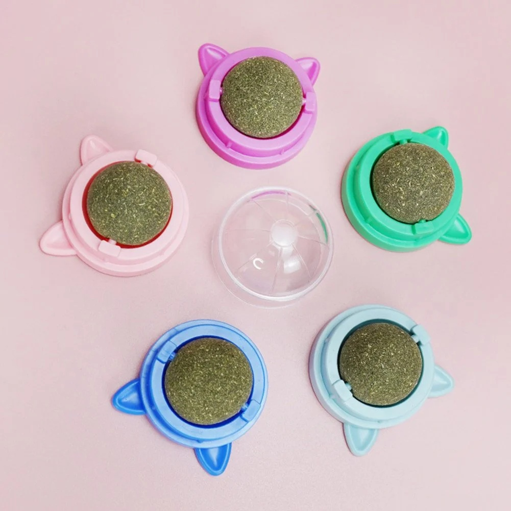 Mintfarbener, drehbarer Katzenball