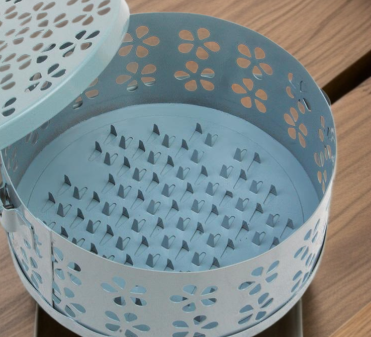 모던한 디자인의 철예 향로