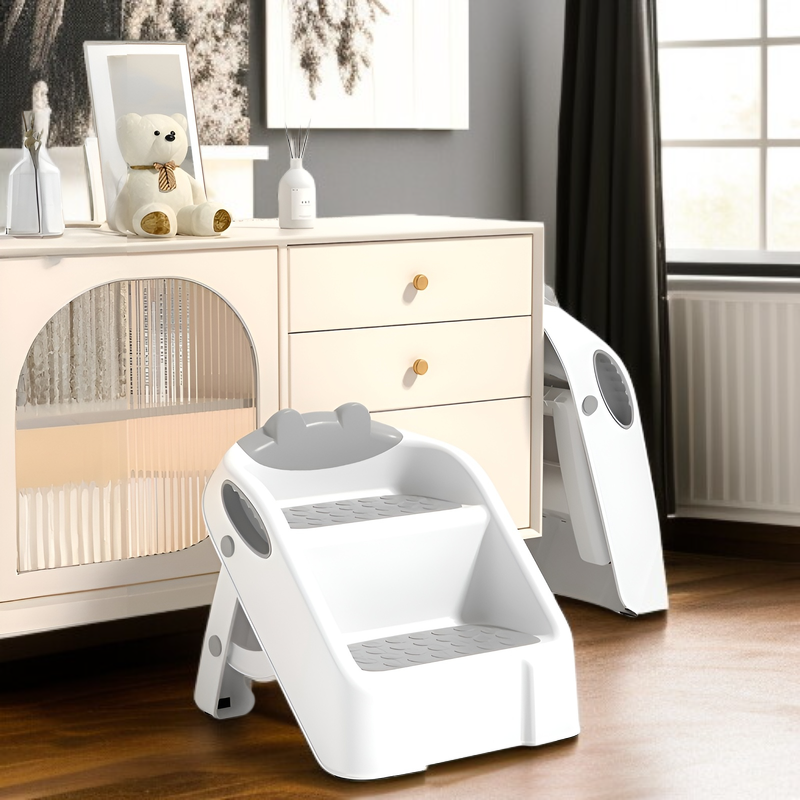 Taburete infantil plegable con superficie antideslizante