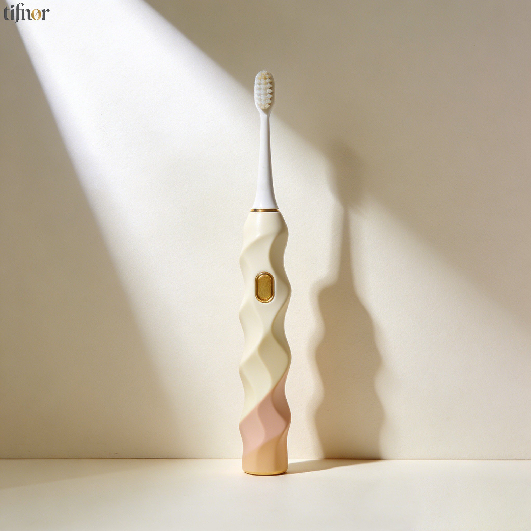 歯垢をしっかり除去する電動歯ブラシの使用シーン