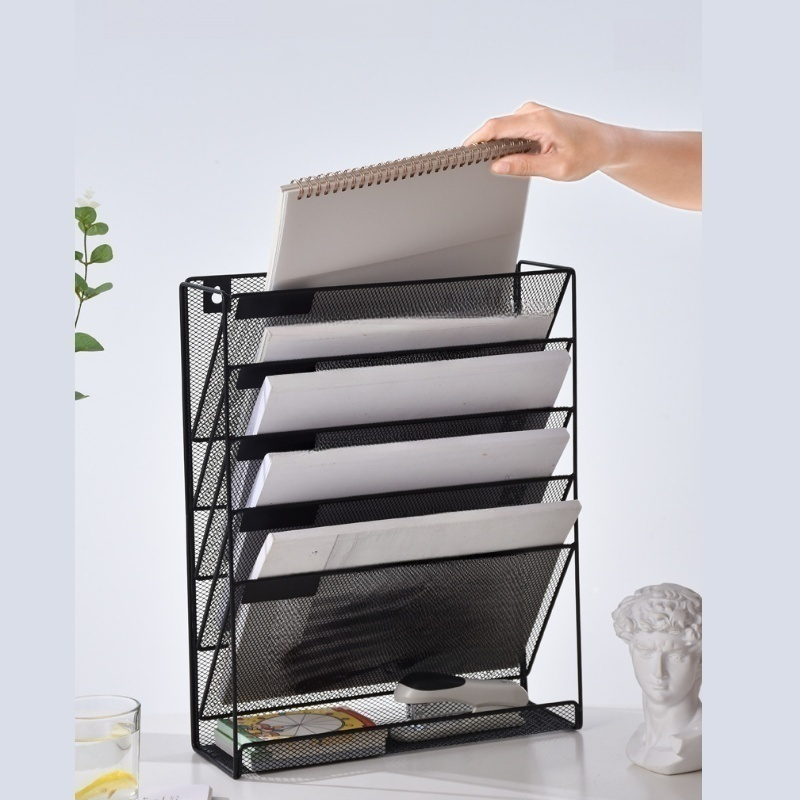 ชั้นวางของติดผนังสำหรับโต๊ะ ทำจากโลหะ แขวนผนังได้