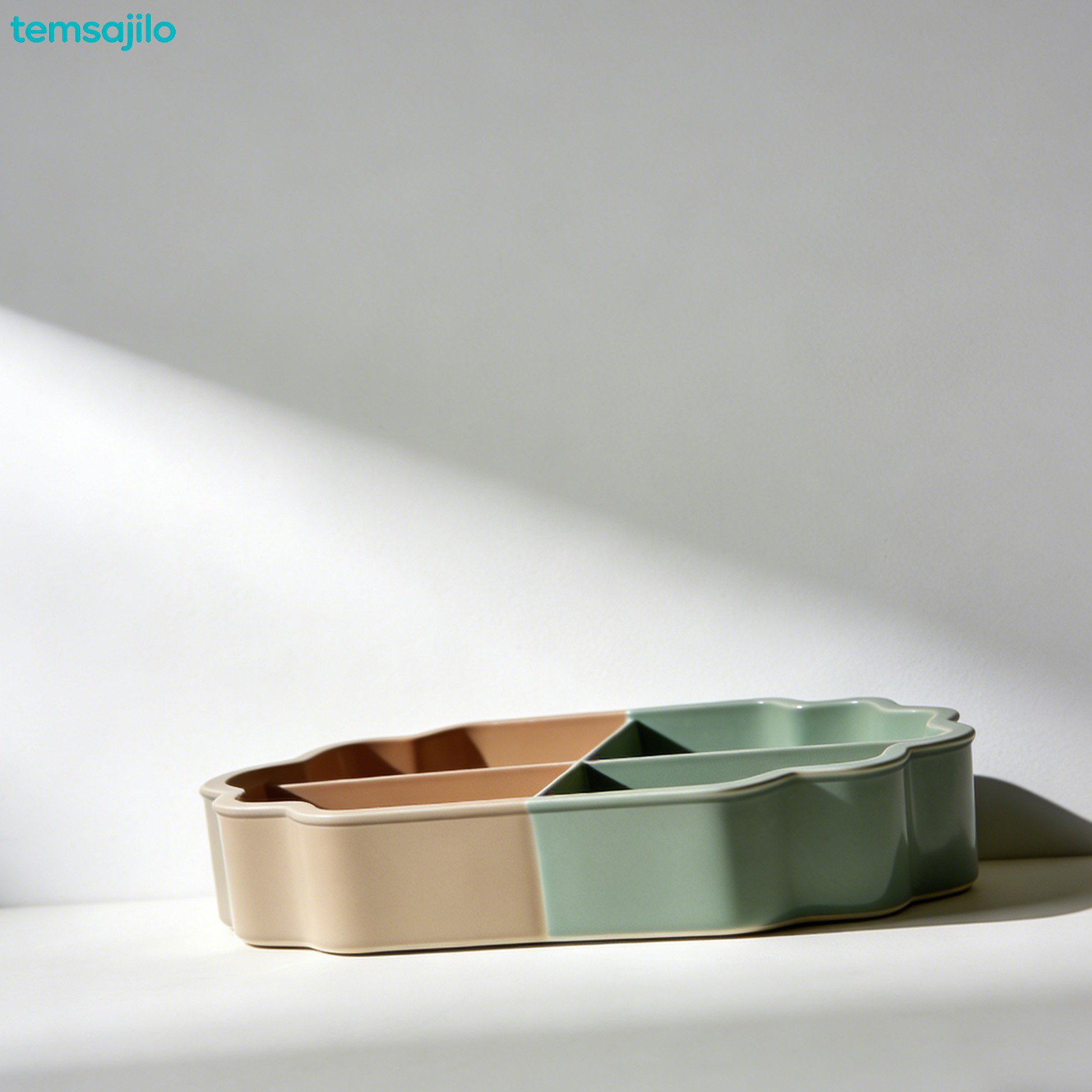 Κουτί αποθήκευσης με διαχωριστικό συρταριού