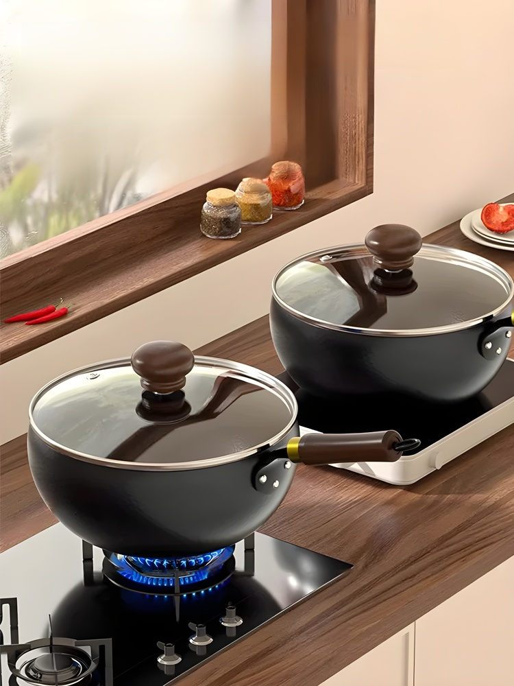 Cacerola de hierro fundido con textura martillada