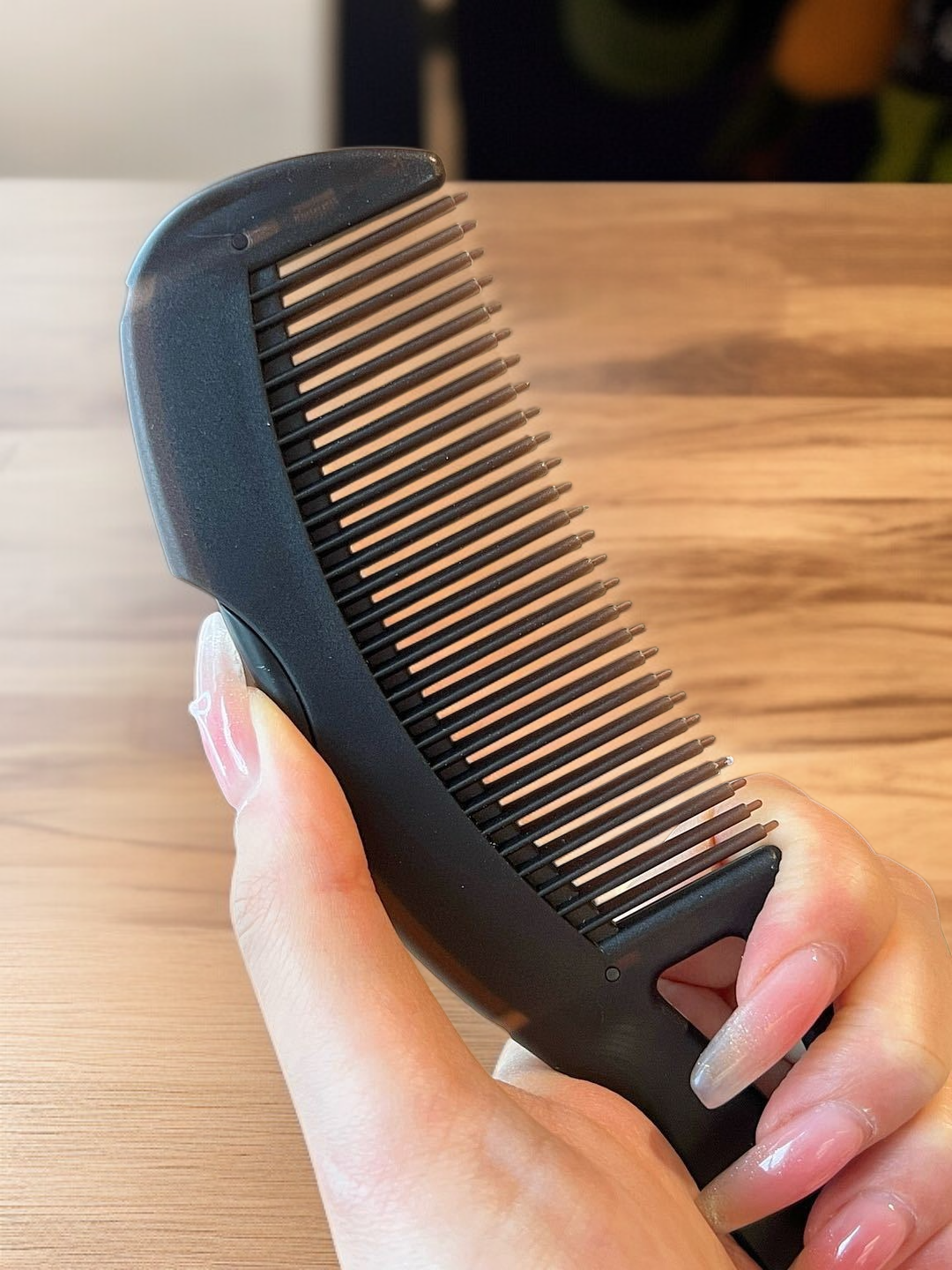 두피 청결을 위한 기능성 빗