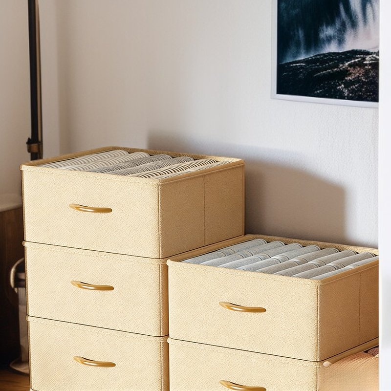 Domácí skládací úložná krabice na oblečení