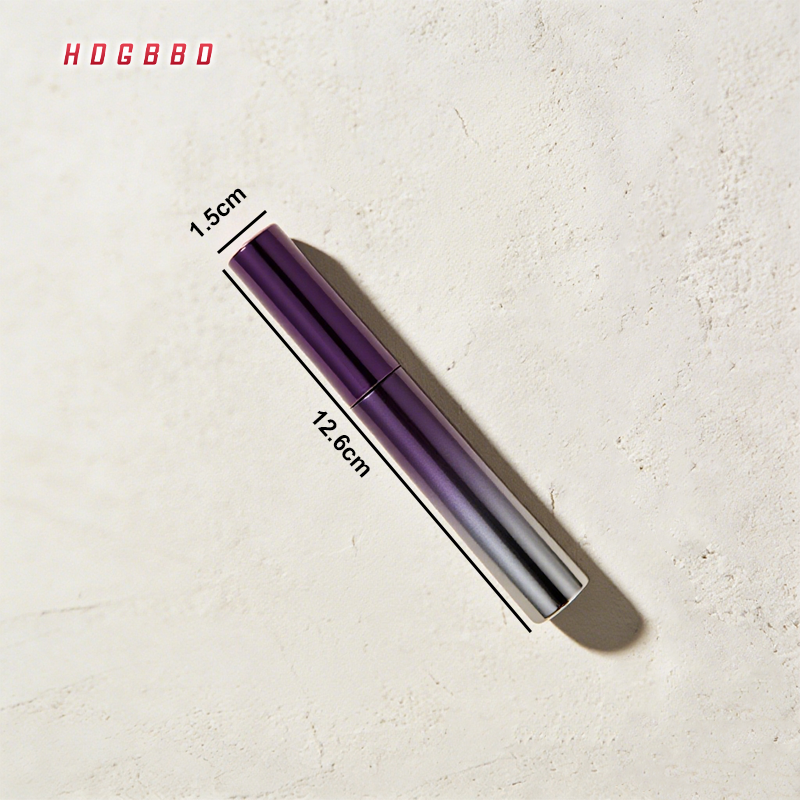 ขนตาหนาและผิวเรียบเนียนด้วยผลิตภัณฑ์เดียว