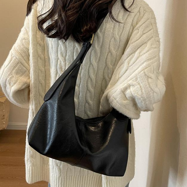 精巧で高品質なハンドバッグ