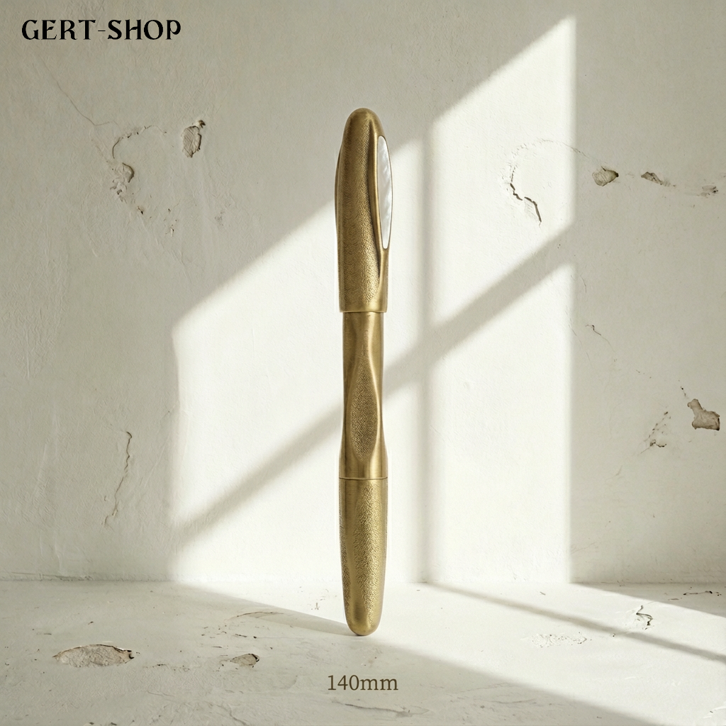 Stylo-plume classique avec capuchon doré