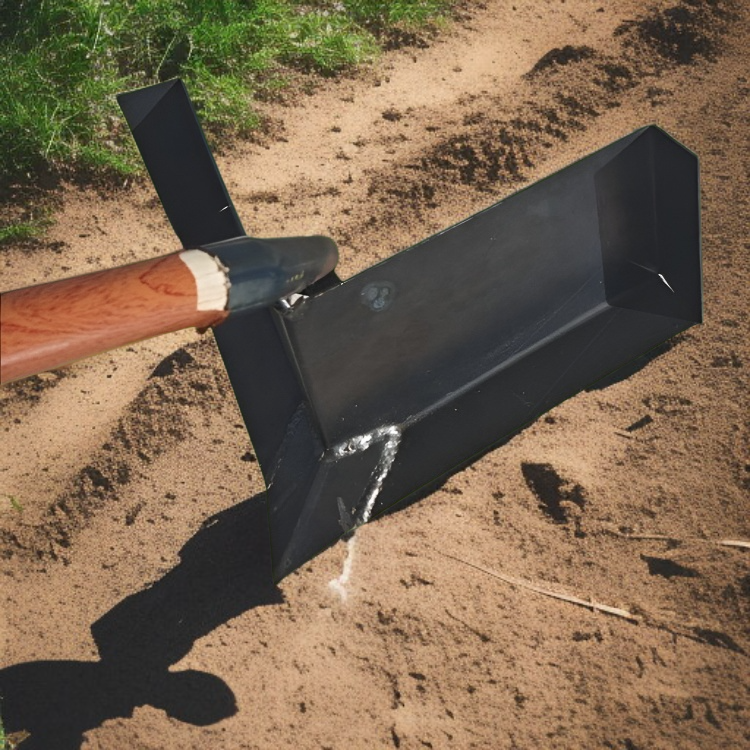 홈농업에 적합한 양광파종 호미 사용 모습