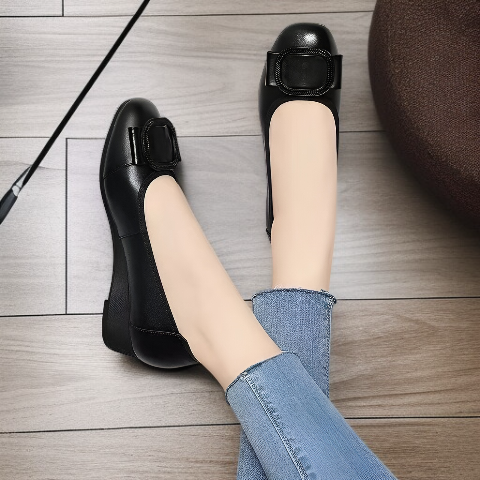 Women's low-cut wedge heel shoes