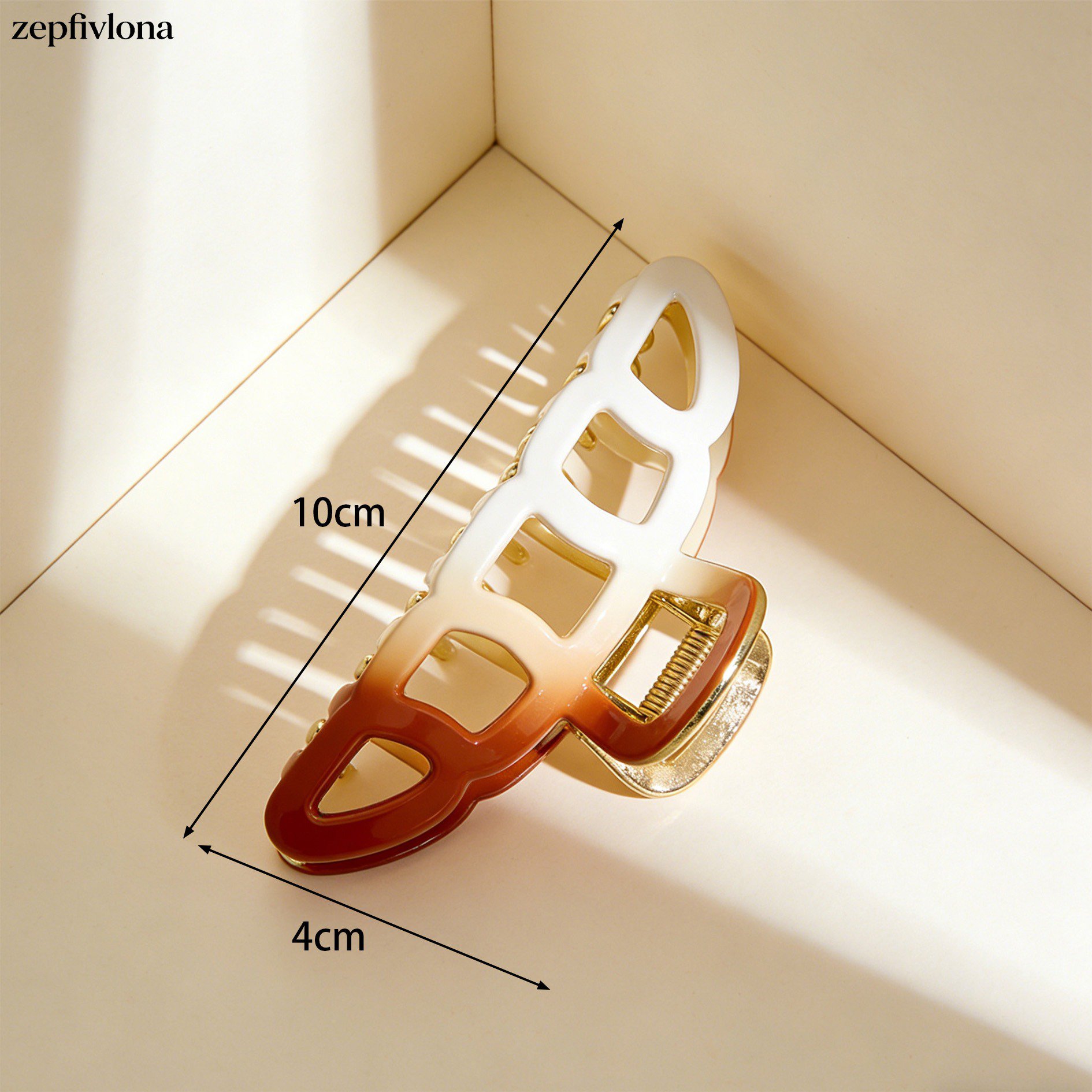 高品質素材のヘアクリップアップ写真