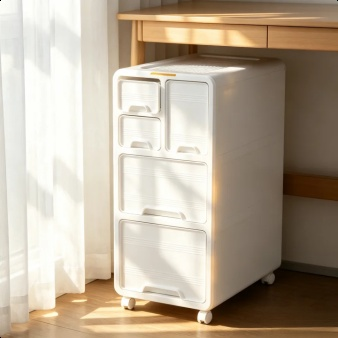 Mehrschichtiger Schubladenschrank