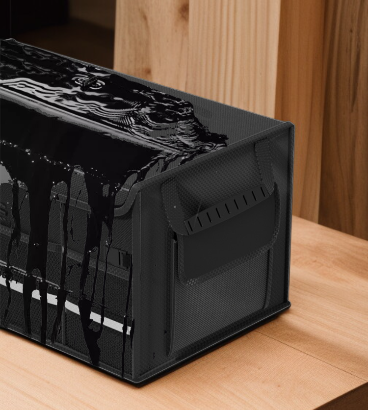 後部座席に設置した収納ボックス