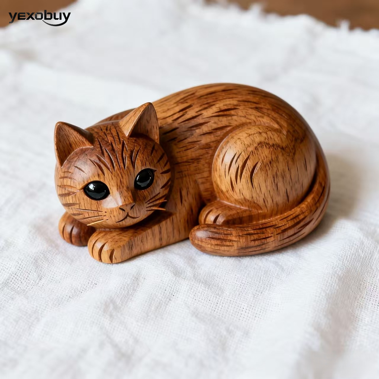 단단한 나무로 조각한 고양이 조각상(2개)