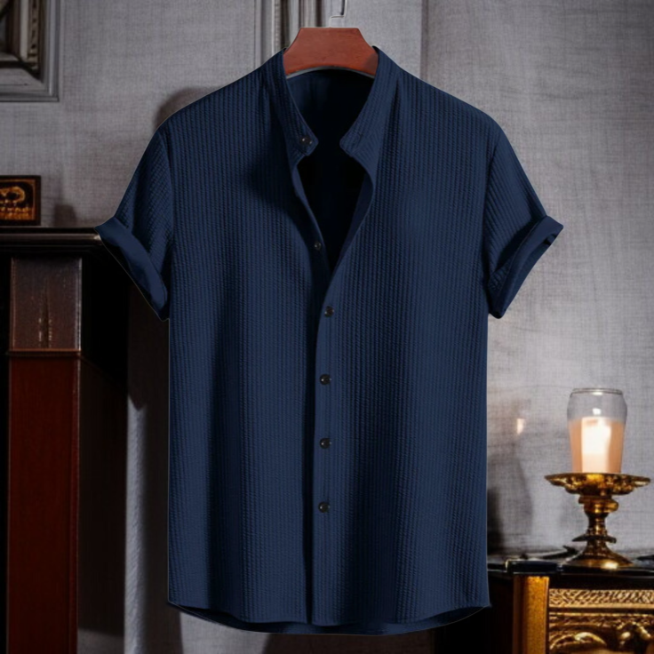 夏のメンズ半袖シャツ 無地 メンズ半袖トップス メンズシャツ