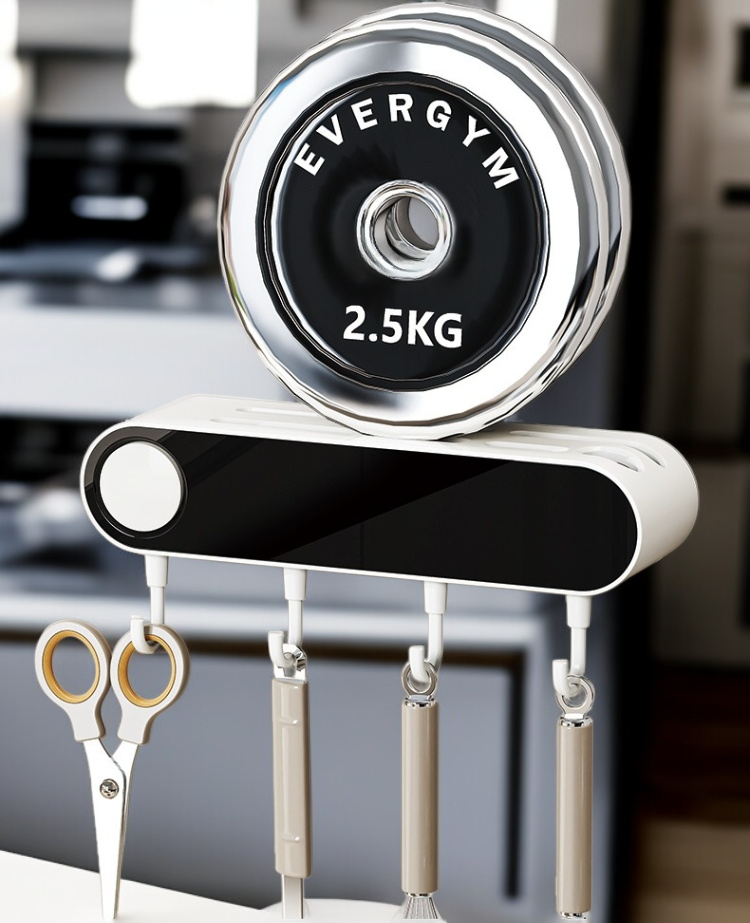 주방 벽에 설치된 칼 수납 선반