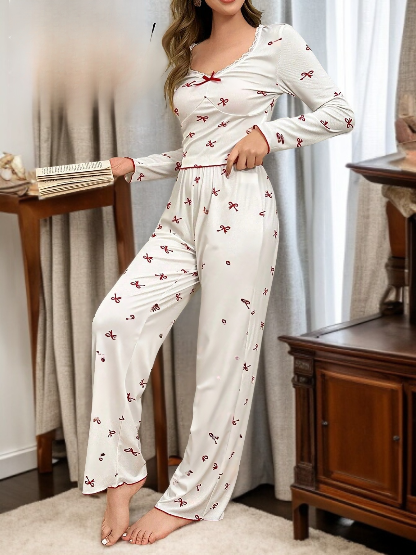 女士印花長袖長褲睡衣套裝正面展示