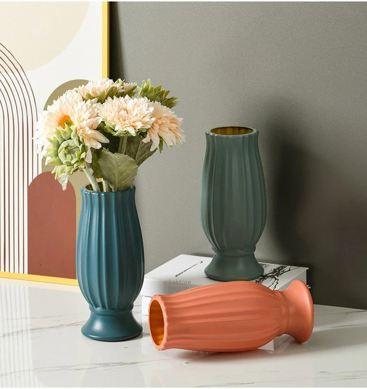Minimalistische Vase als Wohnaccessoire