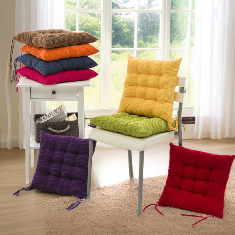 ソファに使える厚手の起毛クッション